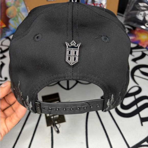 Big Boss SnapBack 🔥 - Picture 3 of 4